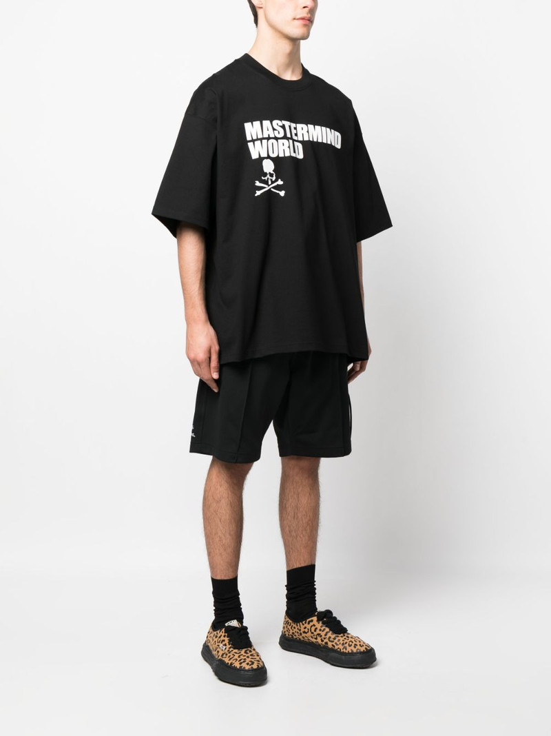 oversized logo-print T-shirt 3