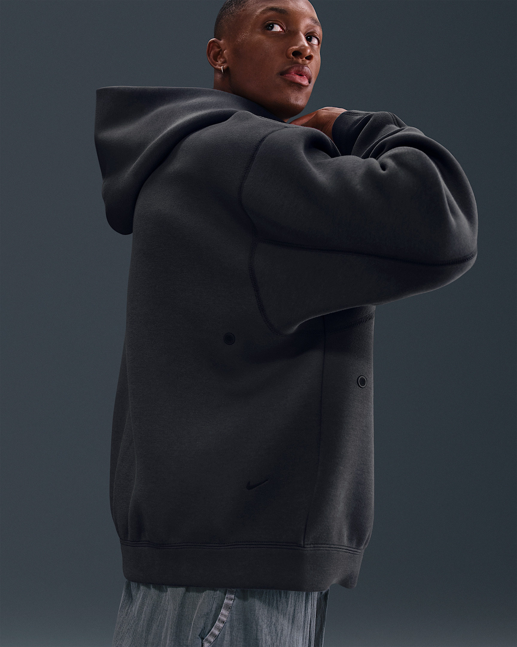 Nike Tech Men's Fleece Oversized Hoodie - 6