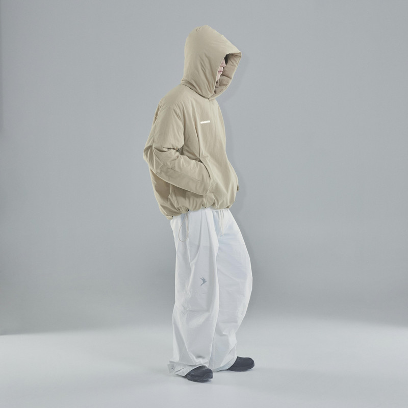 Vatnsmýri Puffer Hoodie (Unisex) 10