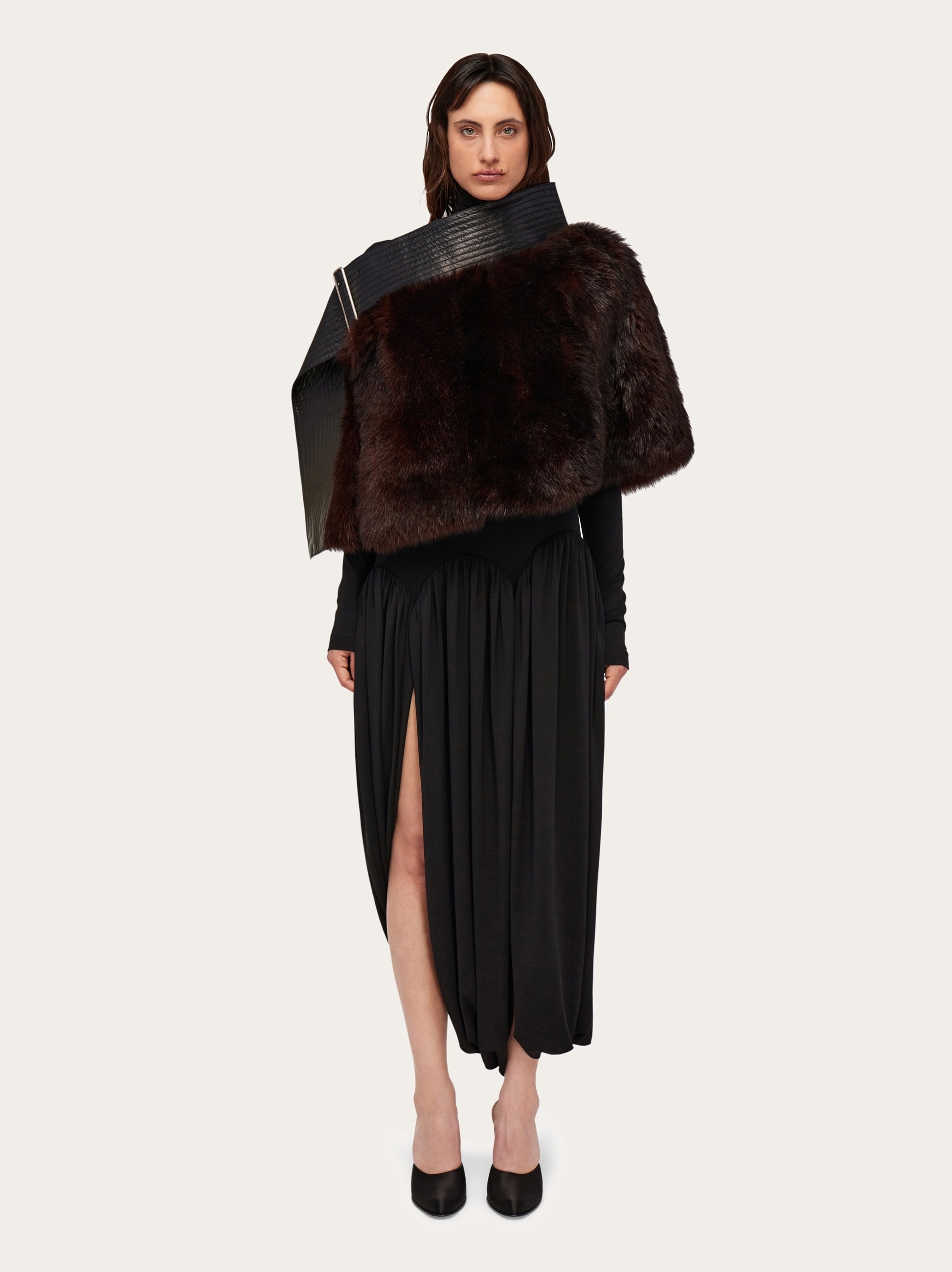 Shearling cape with leather belt - 7