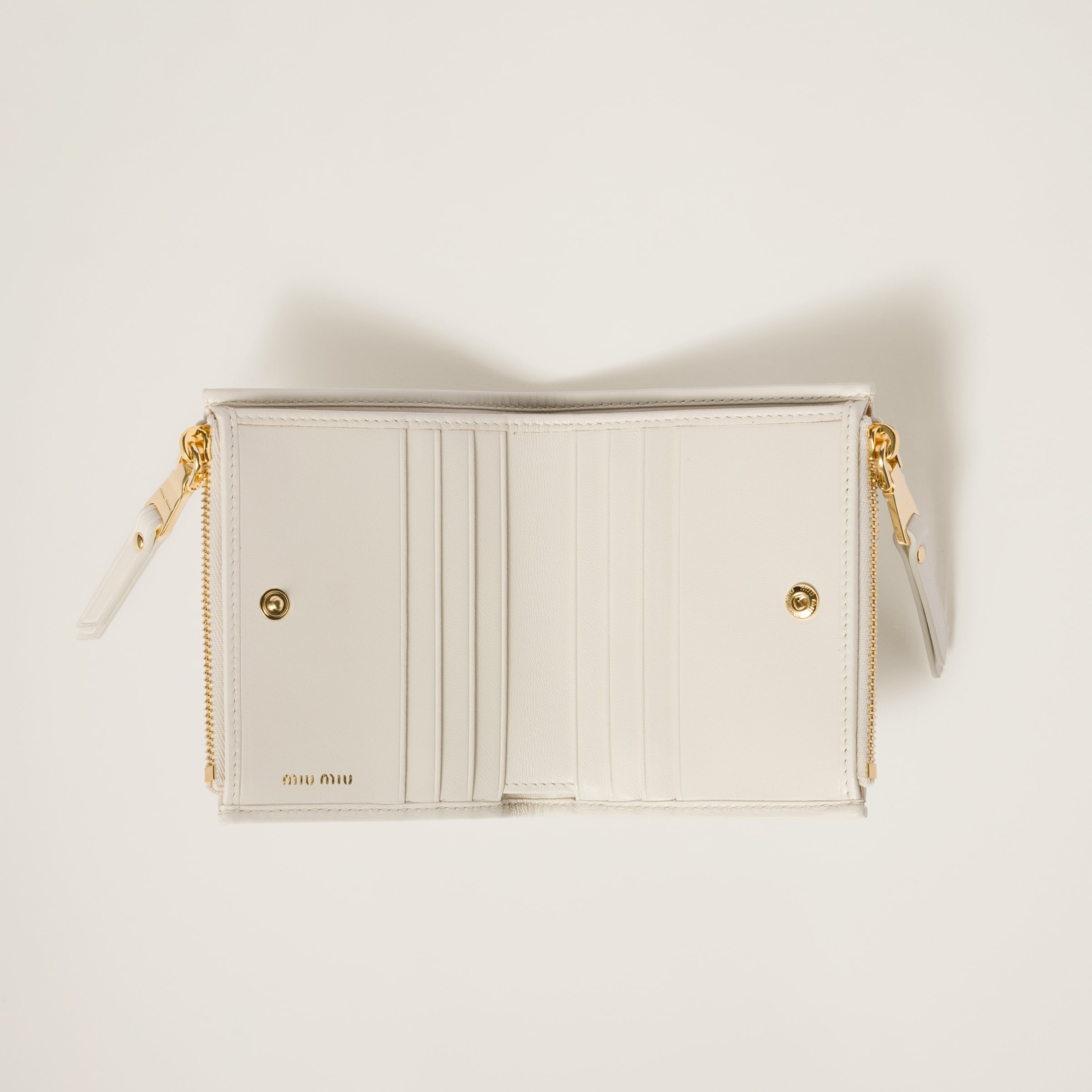 【日本入手困難】Small matelasse nappa leather wallet Black Small Matelassé Nappa Leather Wallet | Miu Miu