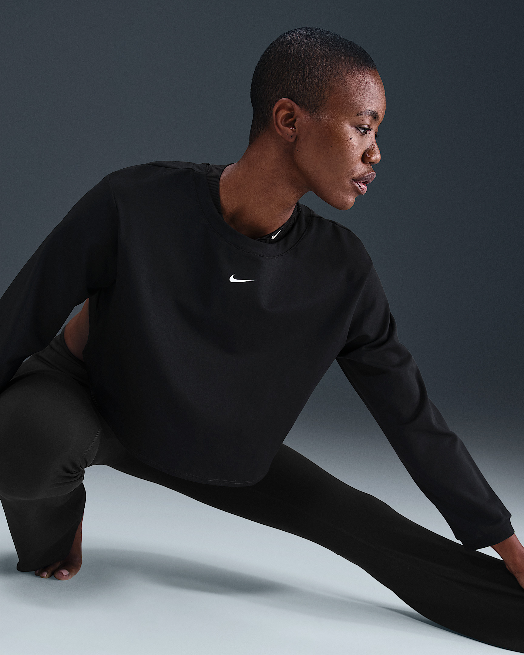 Nike One Women's Dri-FIT Mid Layer - 3