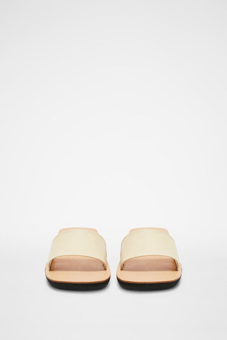 Flat Sandals - 2