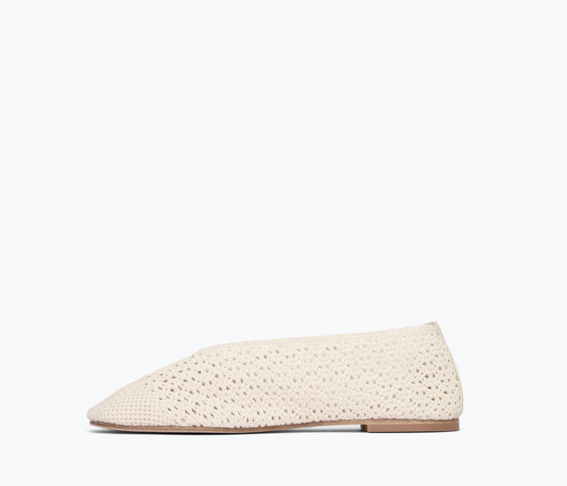 DAISY CROCHET FLAT 6