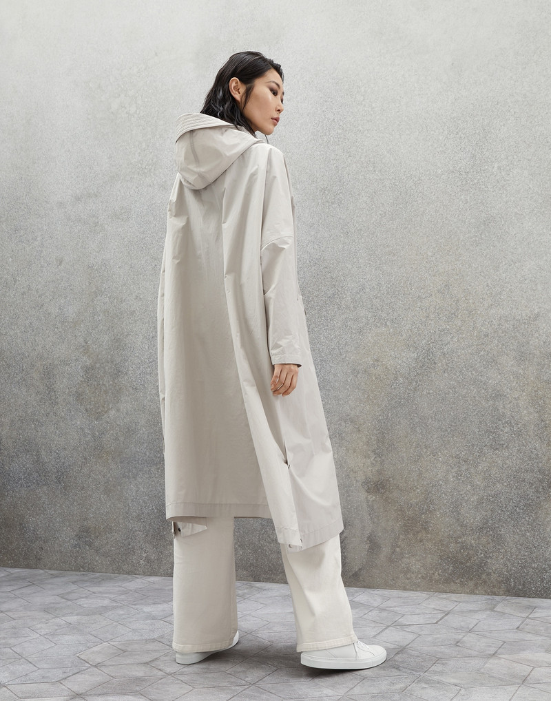 Water-resistant taffeta hooded outerwear jacket with shiny details 2
