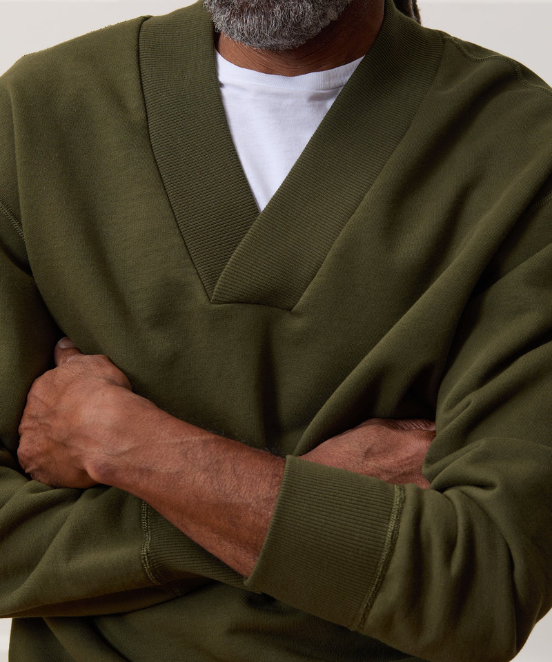 Soho V-Neck Sweatshirt 4