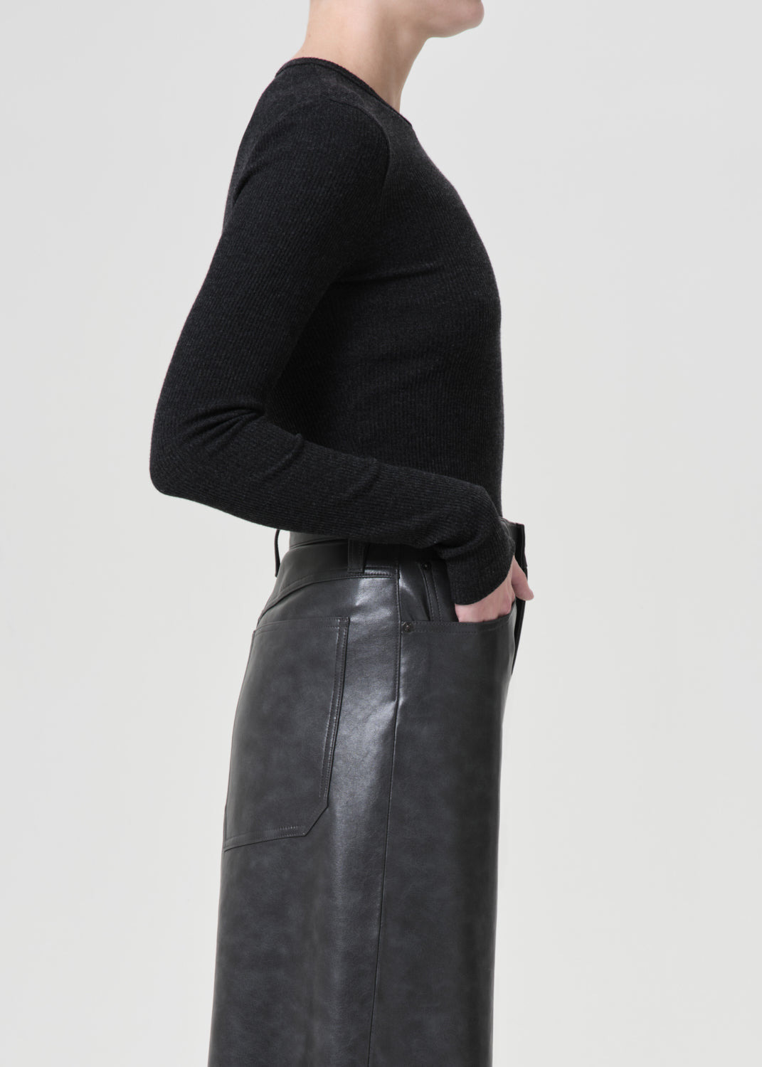DELPHI SLIM TEE IN KATNISS - 3