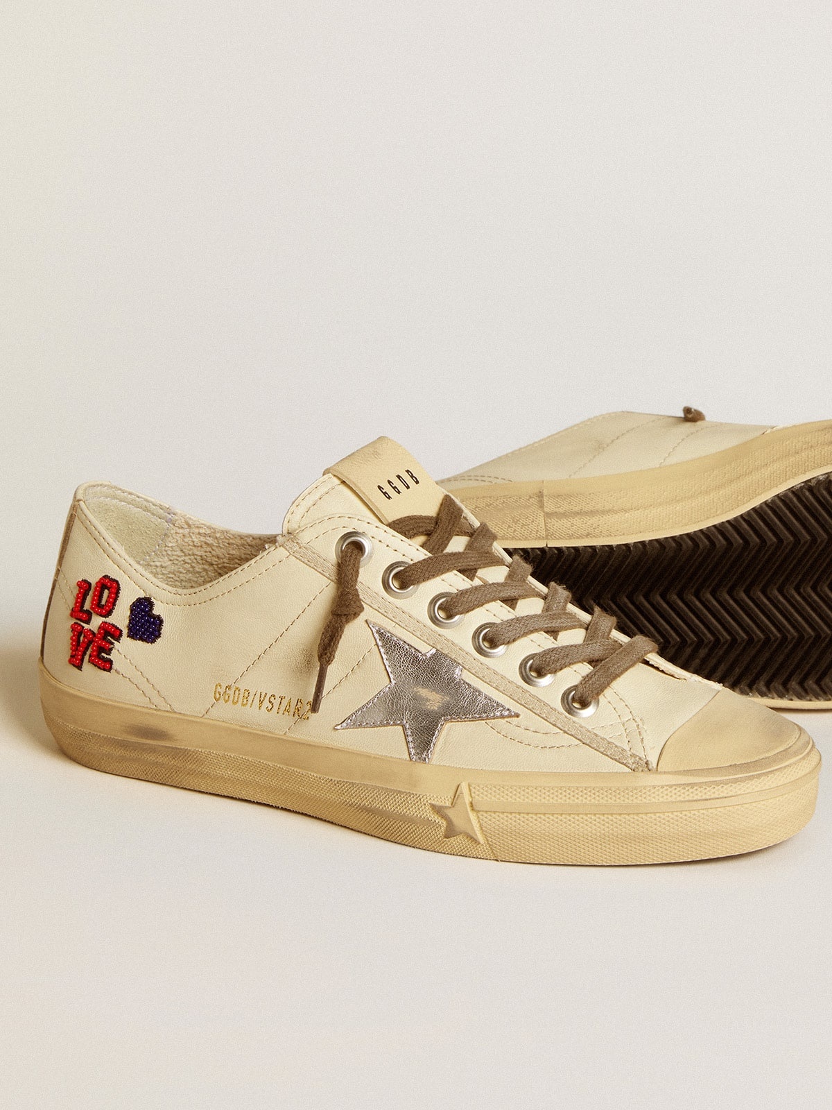 V-Star in ecru nappa with silver nappa star and beaded embroidery - 3