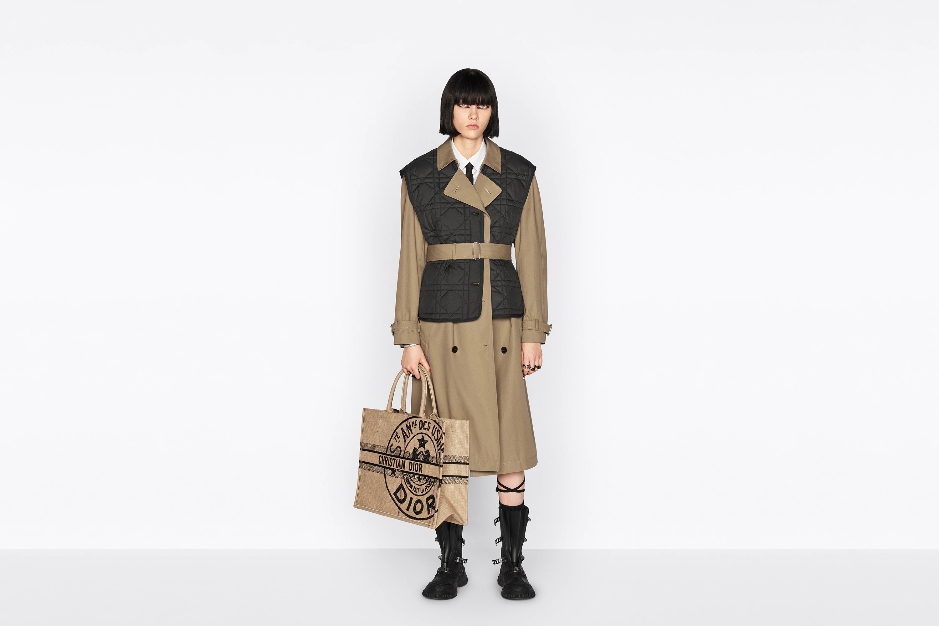 Trench Coat with Removable Macrocannage Vest - 7