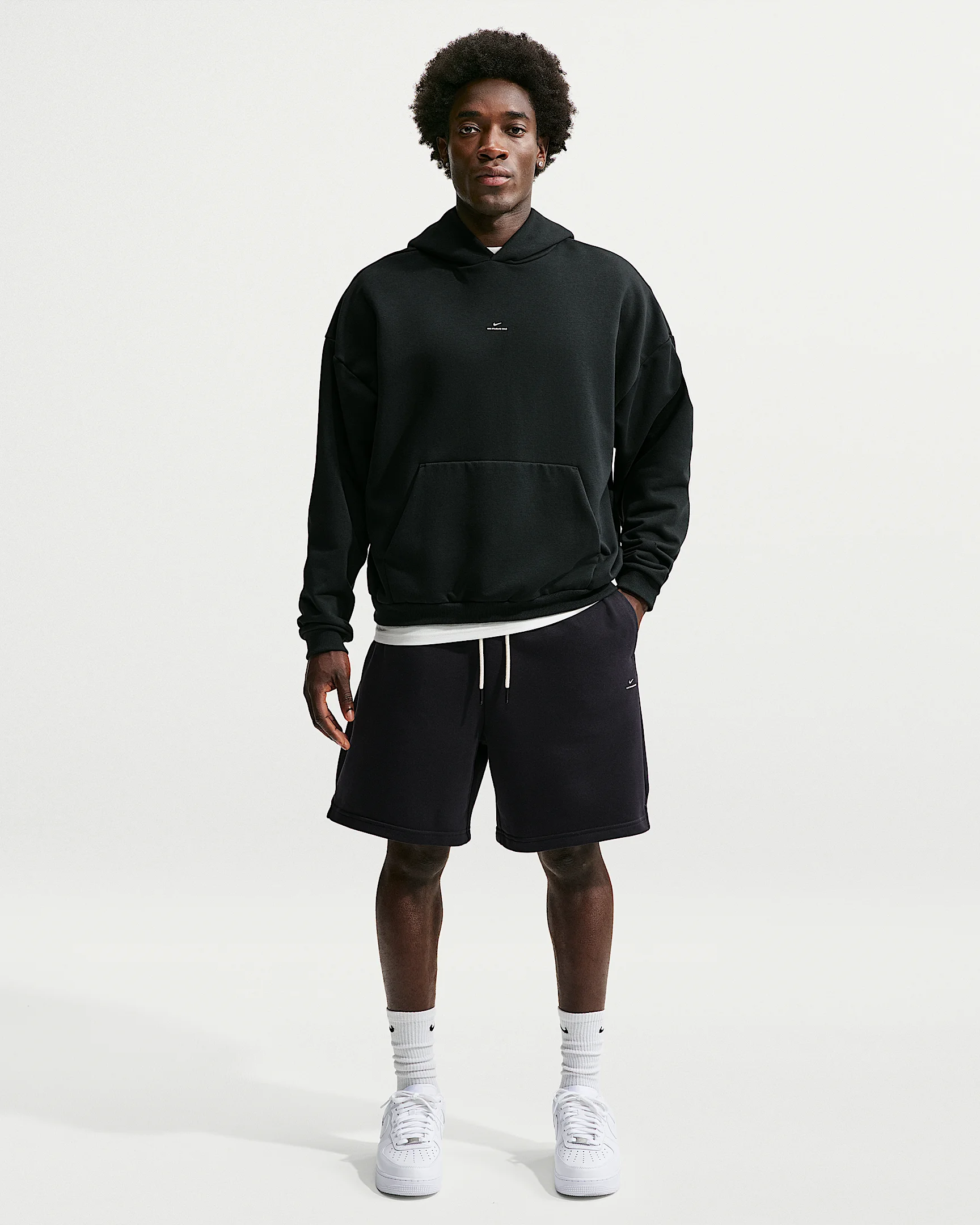 Nike Standard Issue Men's Dri-FIT French Terry Fleece 8" Basketball Shorts - 1
