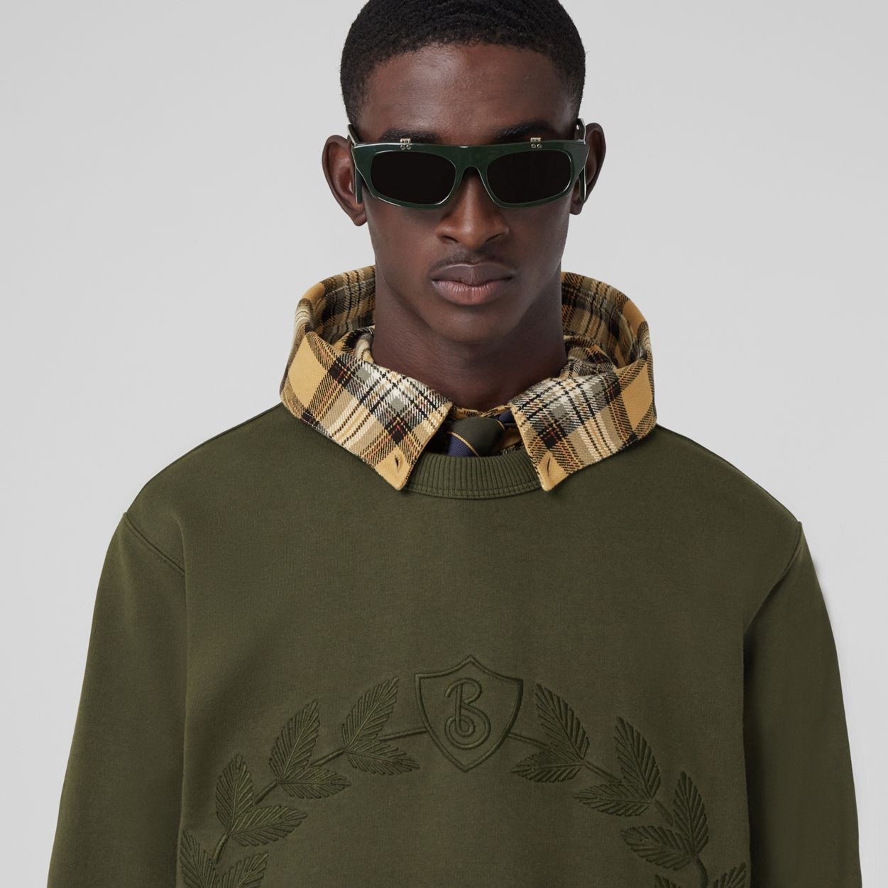 Embroidered Oak Leaf Crest Cotton Sweatshirt - 3