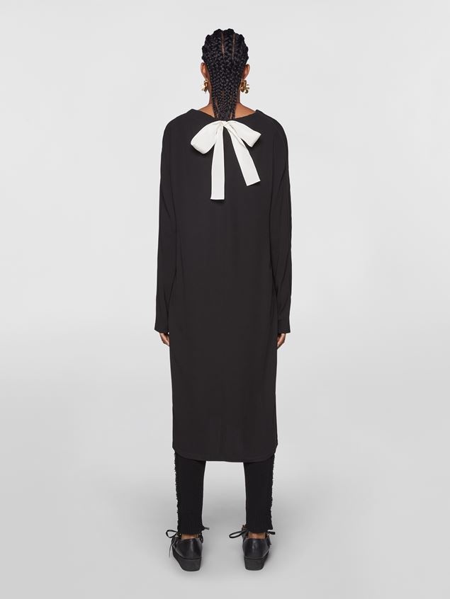 CREPE ENVERS SATIN DRESS WITH CONTRAST BOW - 3