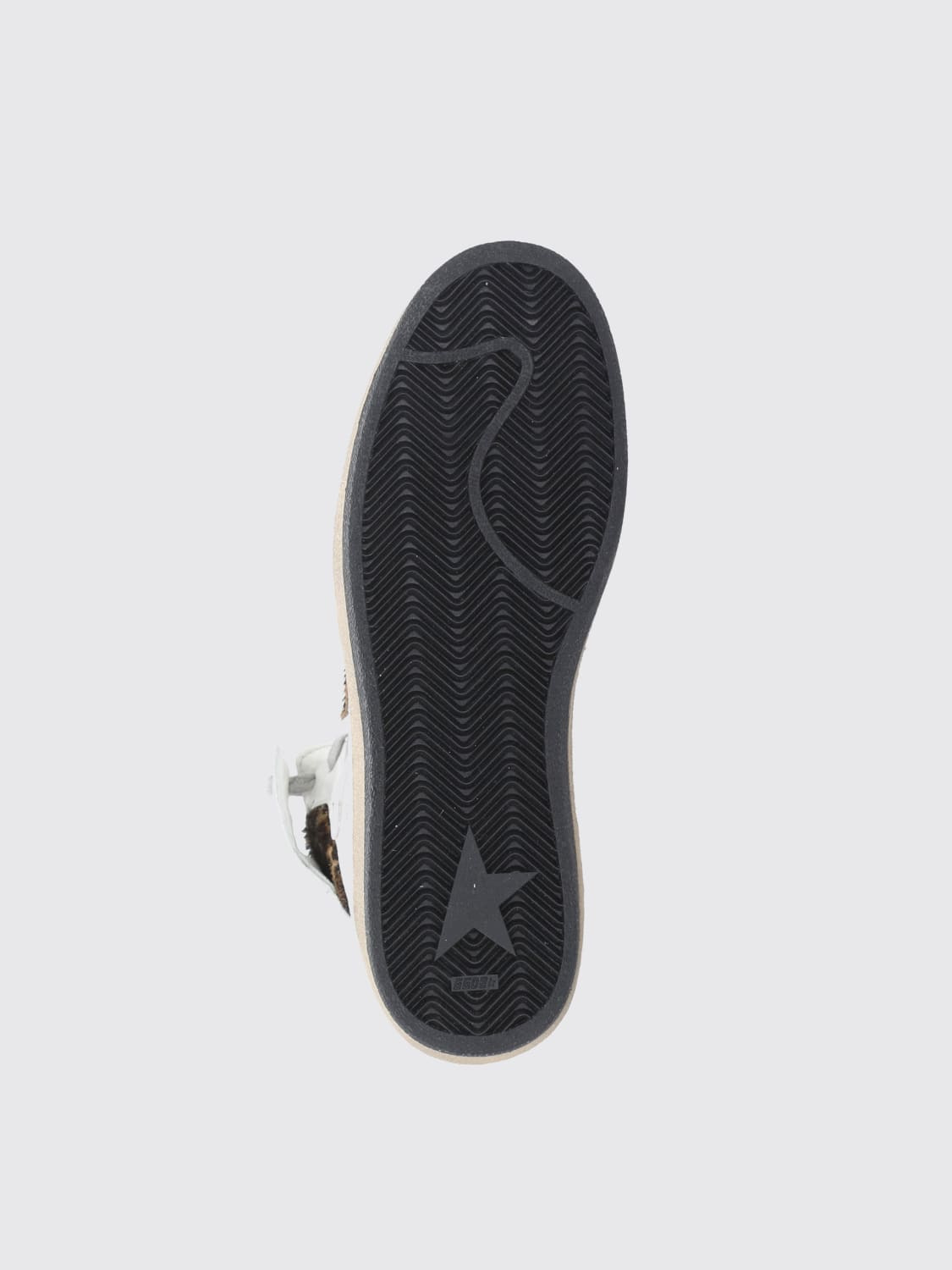 Sky-Star Golden Goose sneakers in worn leather - 5