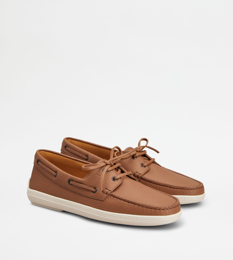 BOAT SHOES IN LEATHER - BROWN 2