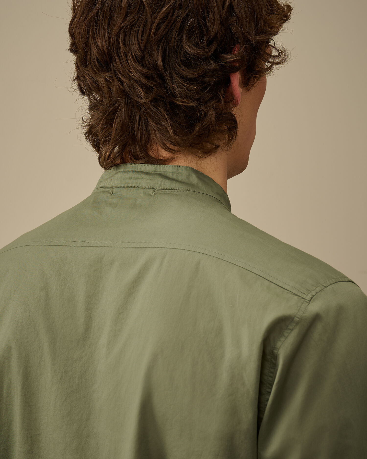 Light Mussola Banded Collar Shirt - 6