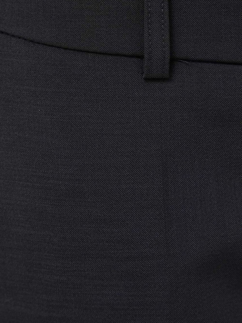 belt-loops trousers 4
