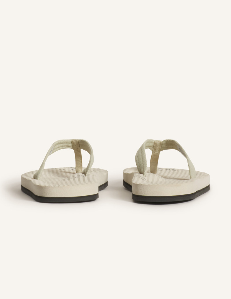 MAISON KITSUNE x INDOSOLE EASY LIVING 4