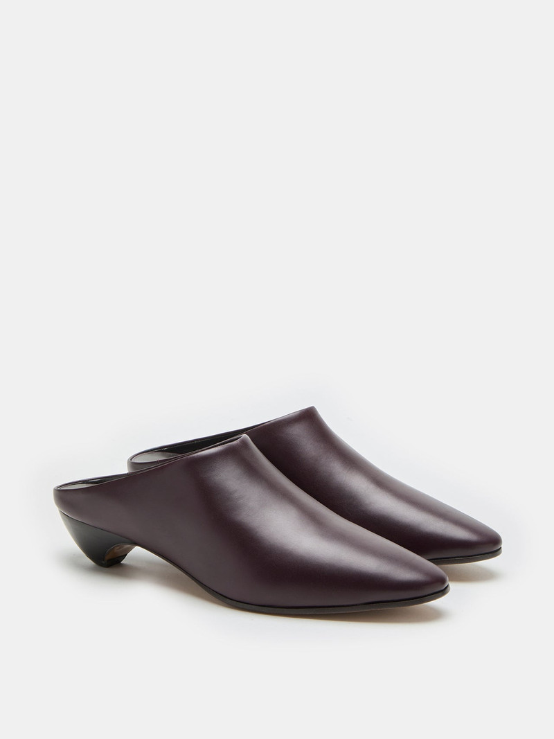 LE MONDE BÉRYL Allegra Mule / Plum Leather outlook