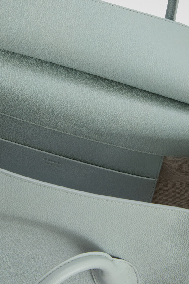 Voyage Medium 4
