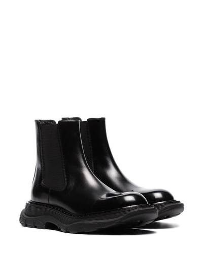 Alexander McQueen Chunky soled leather Chelsea boots outlook