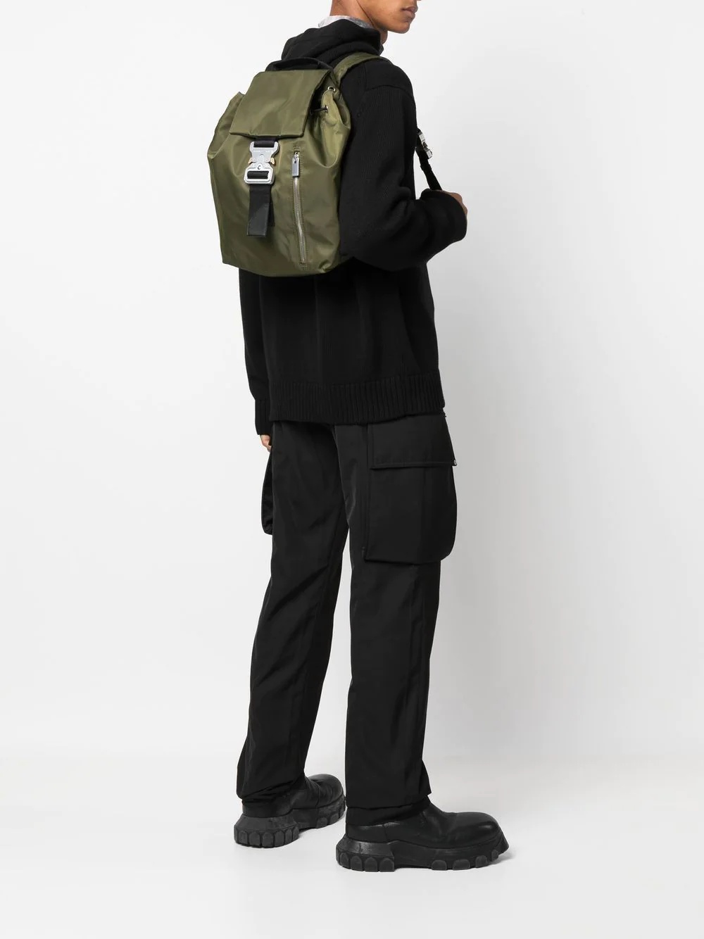 Tank buckle backpack - 2