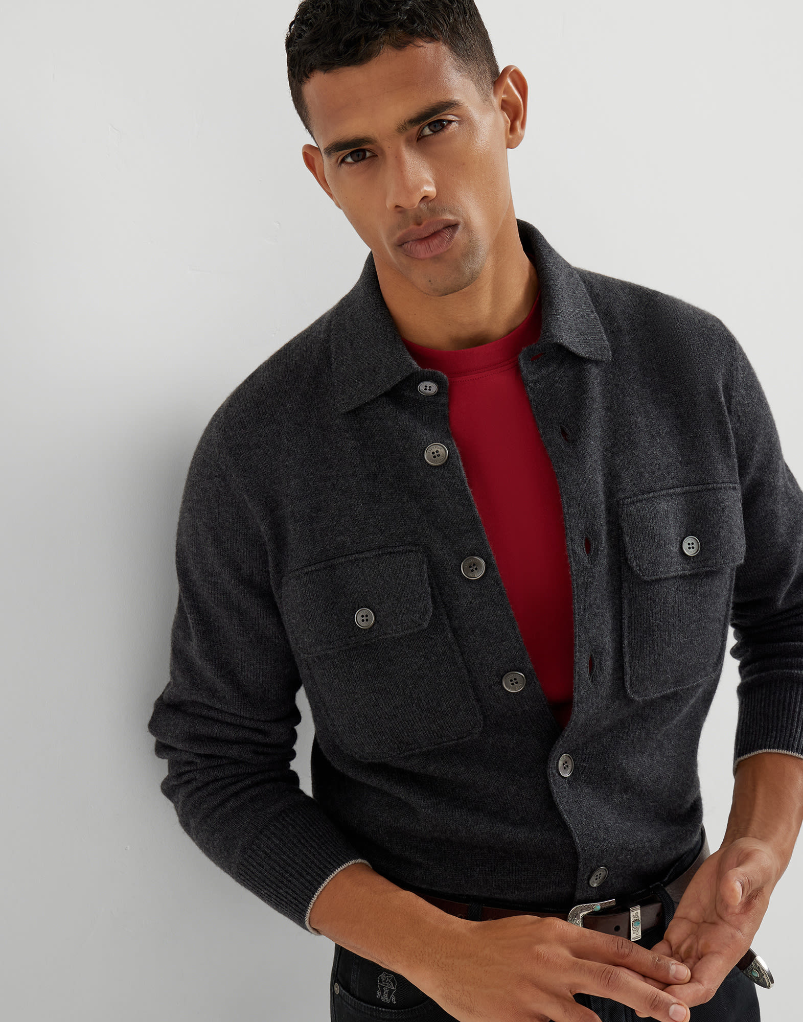 Cashmere shirt-style cardigan with chest pockets - 4