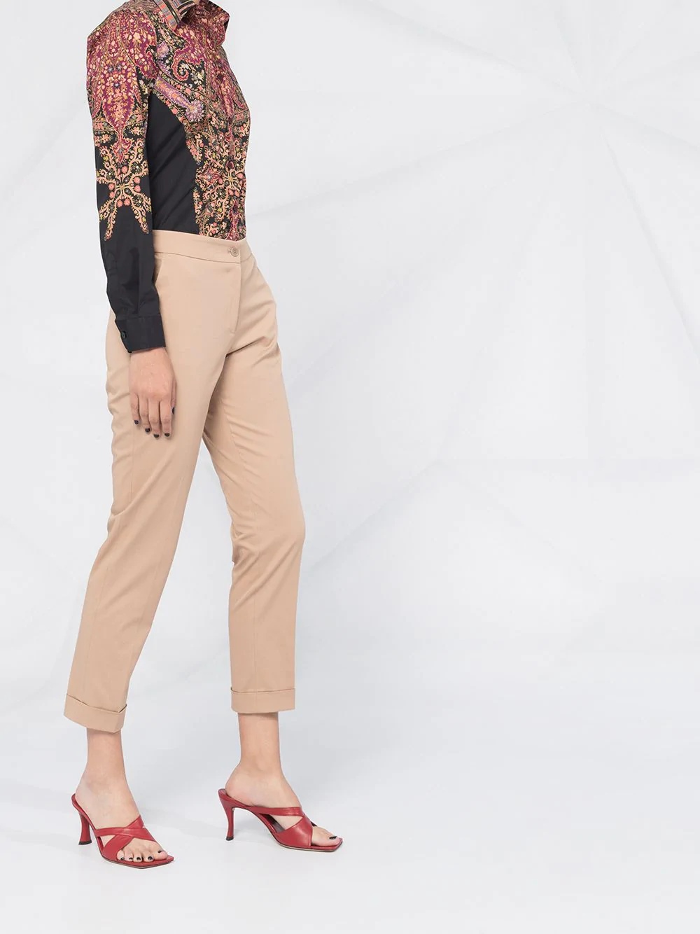 slim-fit cropped trousers - 4