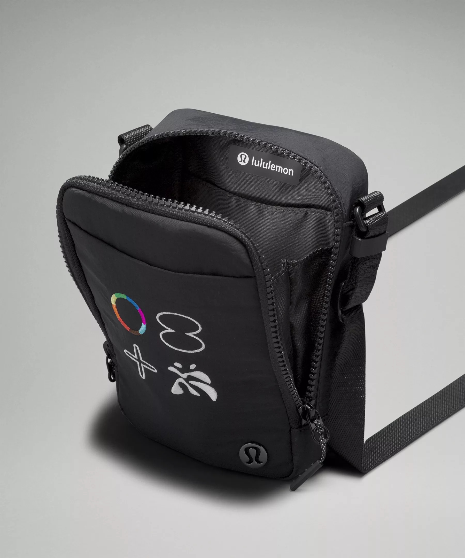 Easy Access Crossbody Bag 1.5L *Pride - 4