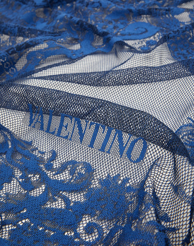 Valentino Shawl with floral lace detailing 140x140 cm / 55.1x55.1 in. outlook