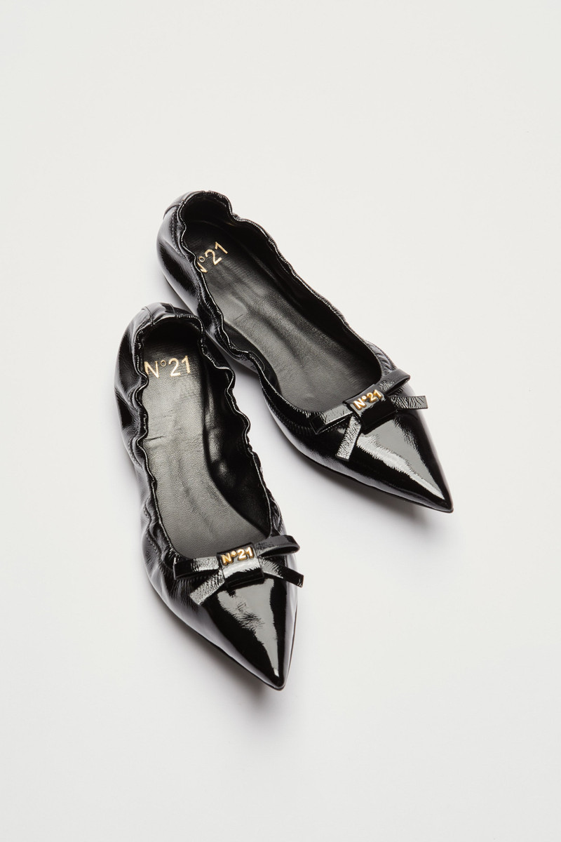 POINTED TOE BALLERINAS WITH BOW AND LOGO 5