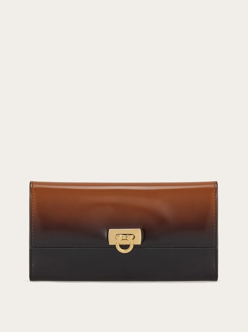CONTINENTAL WALLET WITH GANCINI CLASP 1