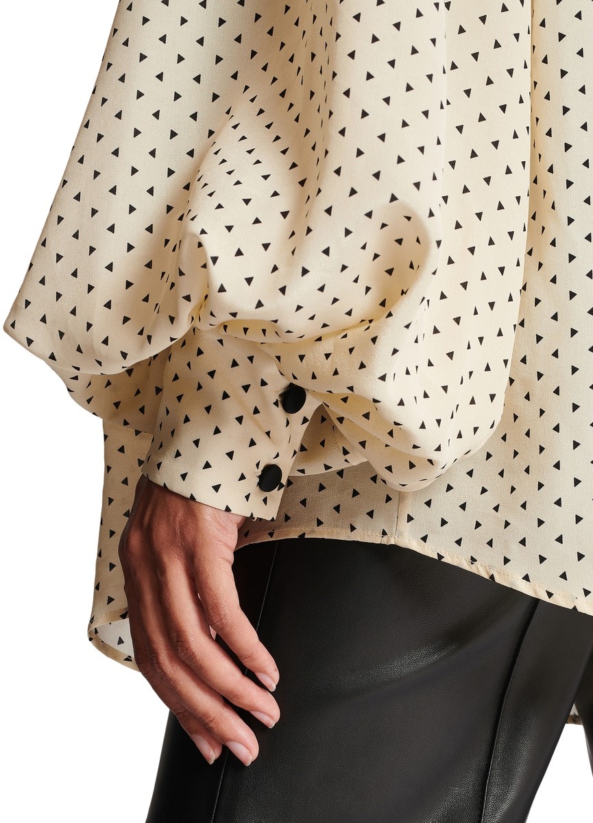 Printed shirt with knotted collar - 4