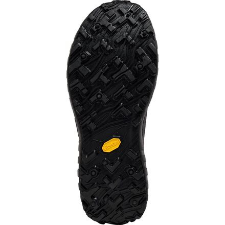 001 Shoe - Men's - 3