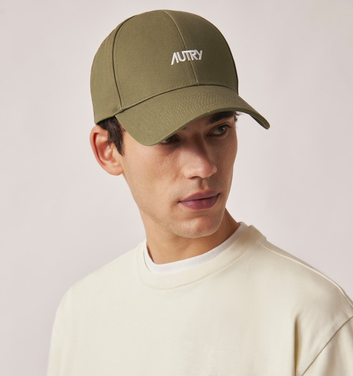 UNISEX EMBROIDERED CONTRAST LOGO BASEBALL CAP - 2