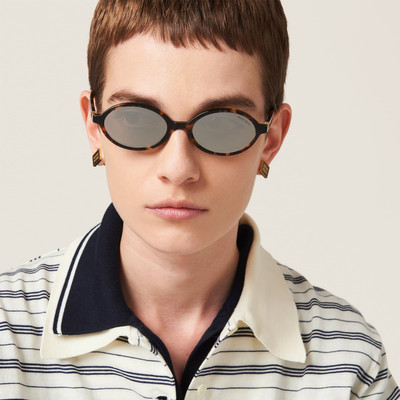 Miu Miu Miu Regard sunglasses outlook