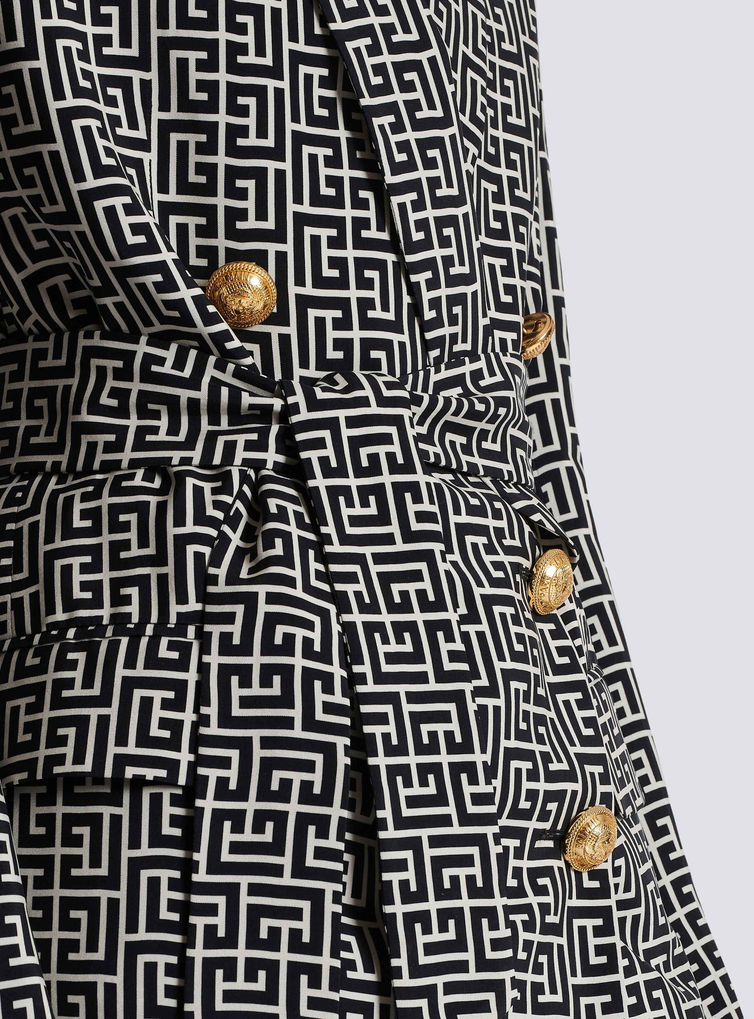 Monogram printed jacket with shawl collar - 7