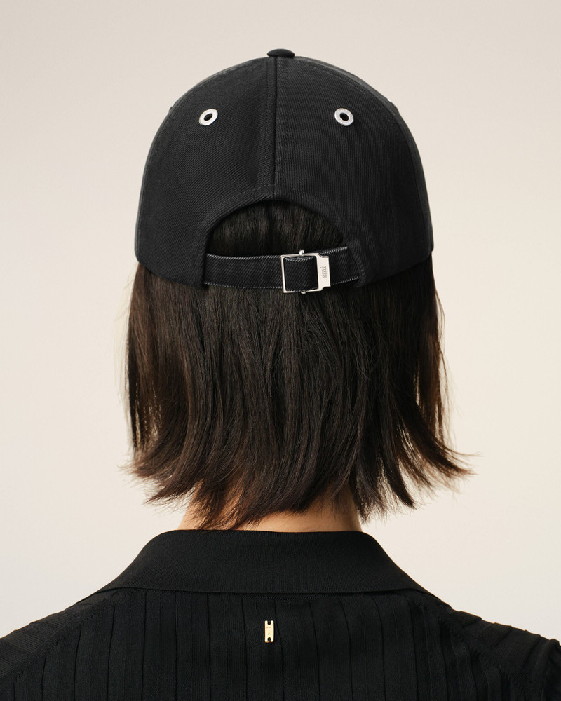 BLACK COTTON AMI DE COEUR FELT PATCH CAP 6