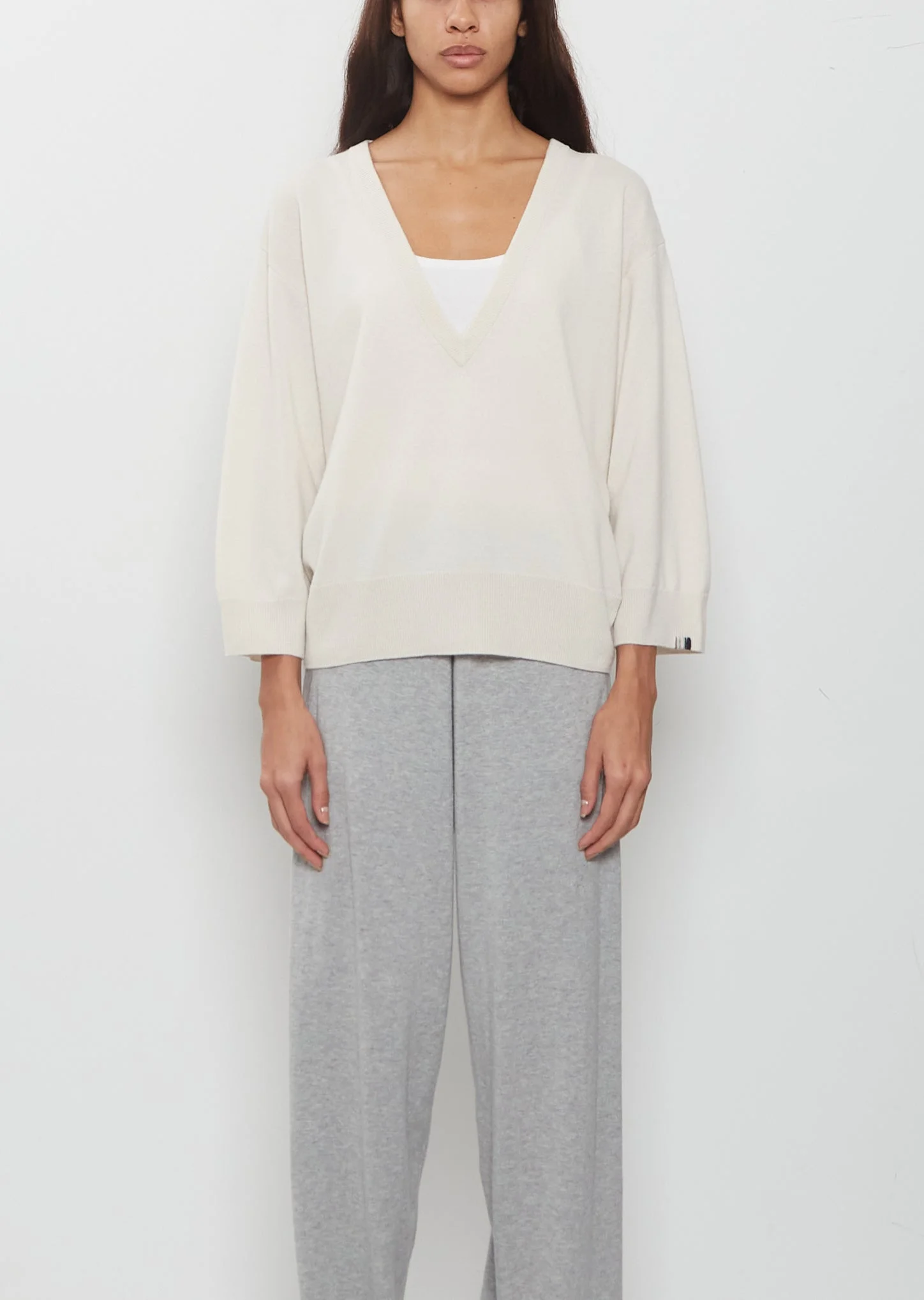 n°491 Pearl V-Neck Sweater — Bone - 1