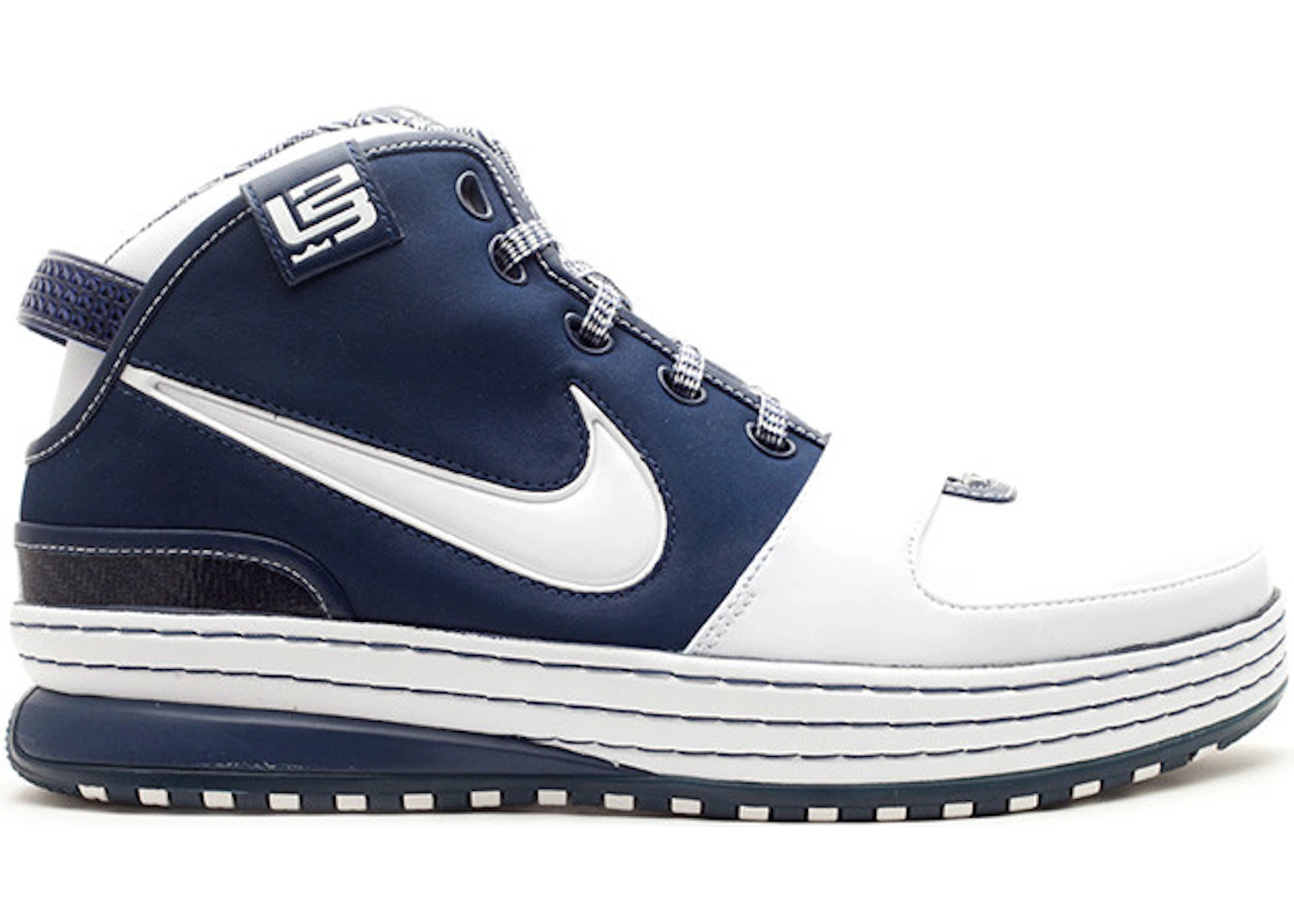 Nike LeBron 6 Yankees - 1