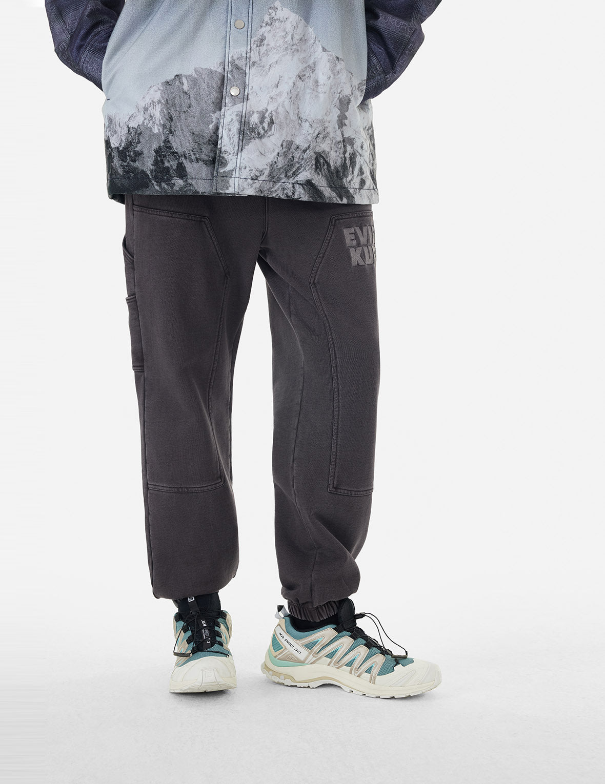Pigment Dyed Logo and Kamon Embroidery Relax Fit Sweatpants - 3
