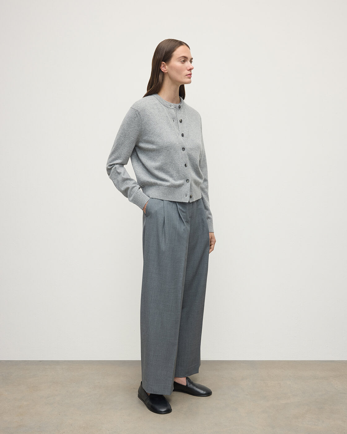 Classic Cashmere Grey Cardigan - 3