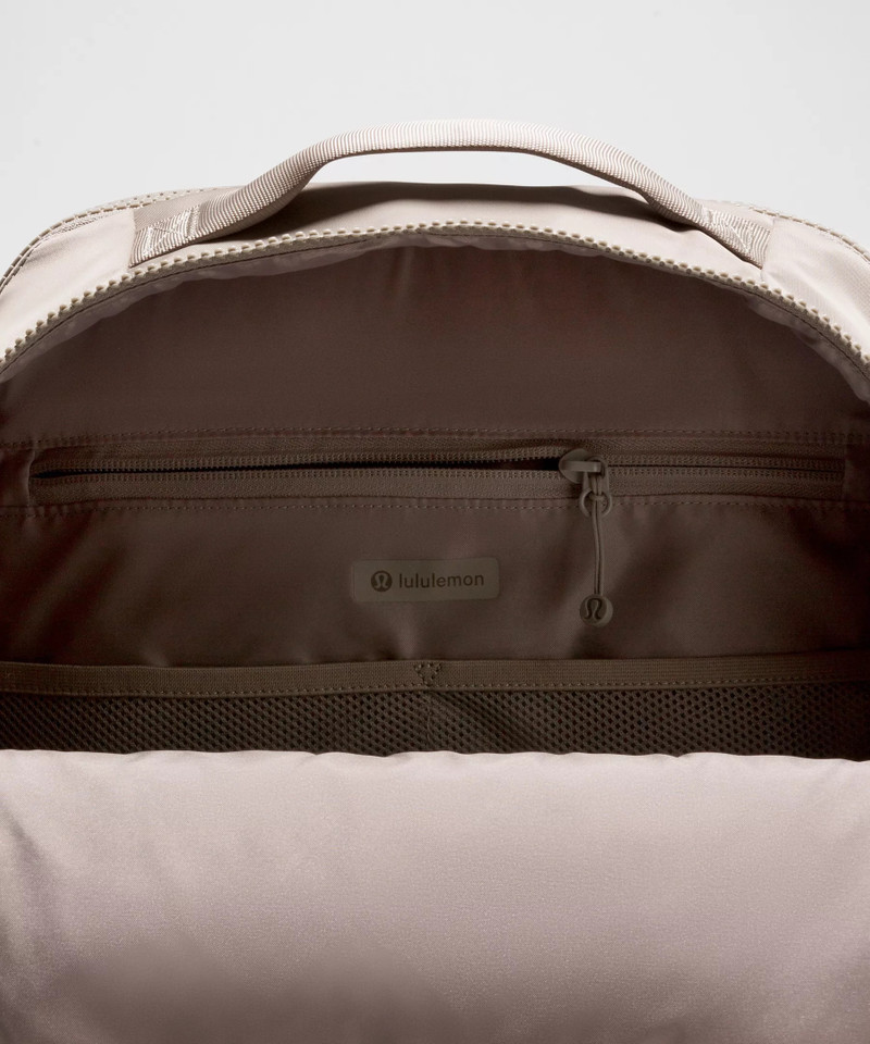 Everyday Backpack 21L 4