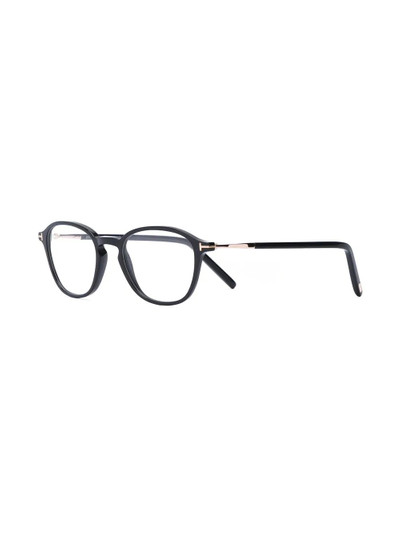 TOM FORD round frame glasses outlook