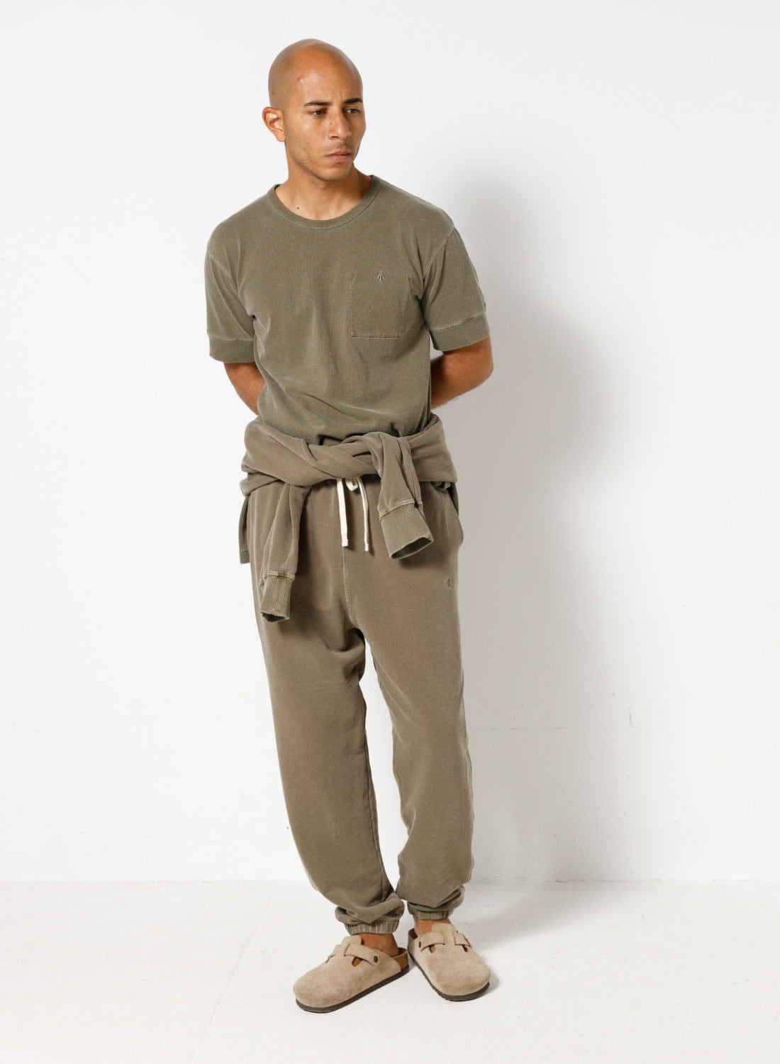 Embroidered Arrow Sweatpant in USMC Green - 3