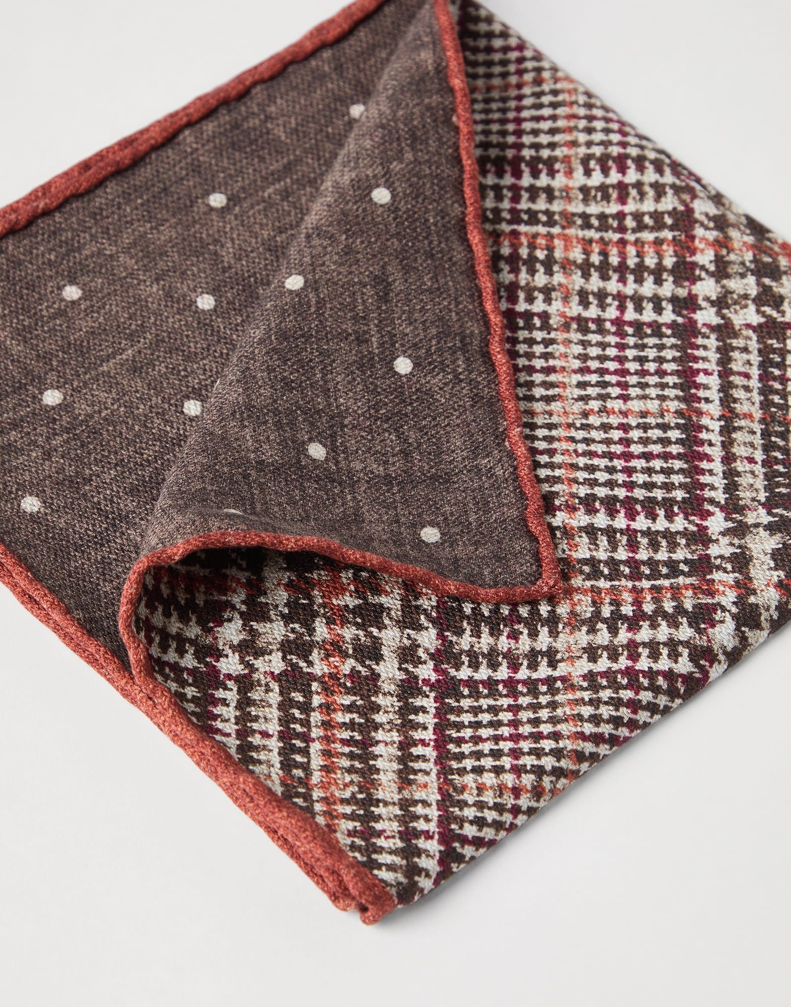 Silk Prince of Wales pocket square - 2