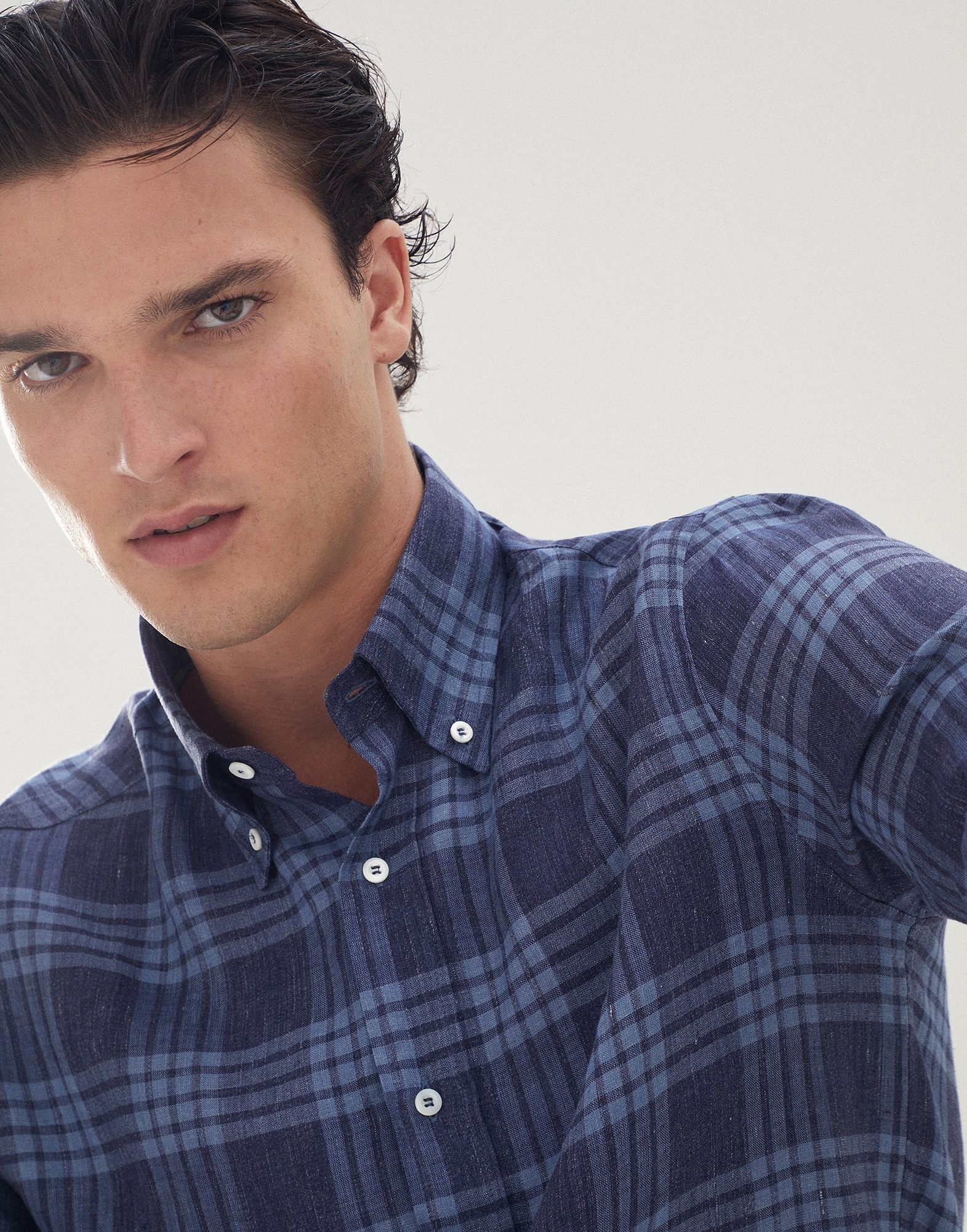 Linen tartan basic fit shirt with button-down collar - 3
