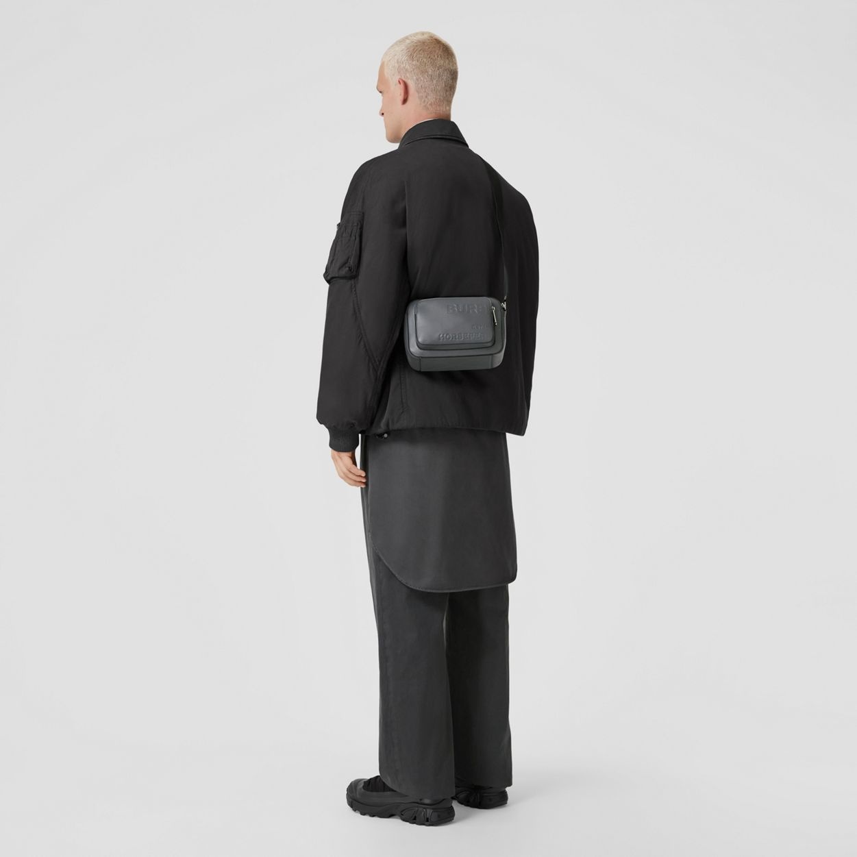 Horseferry Embossed Leather Crossbody Bag - 6