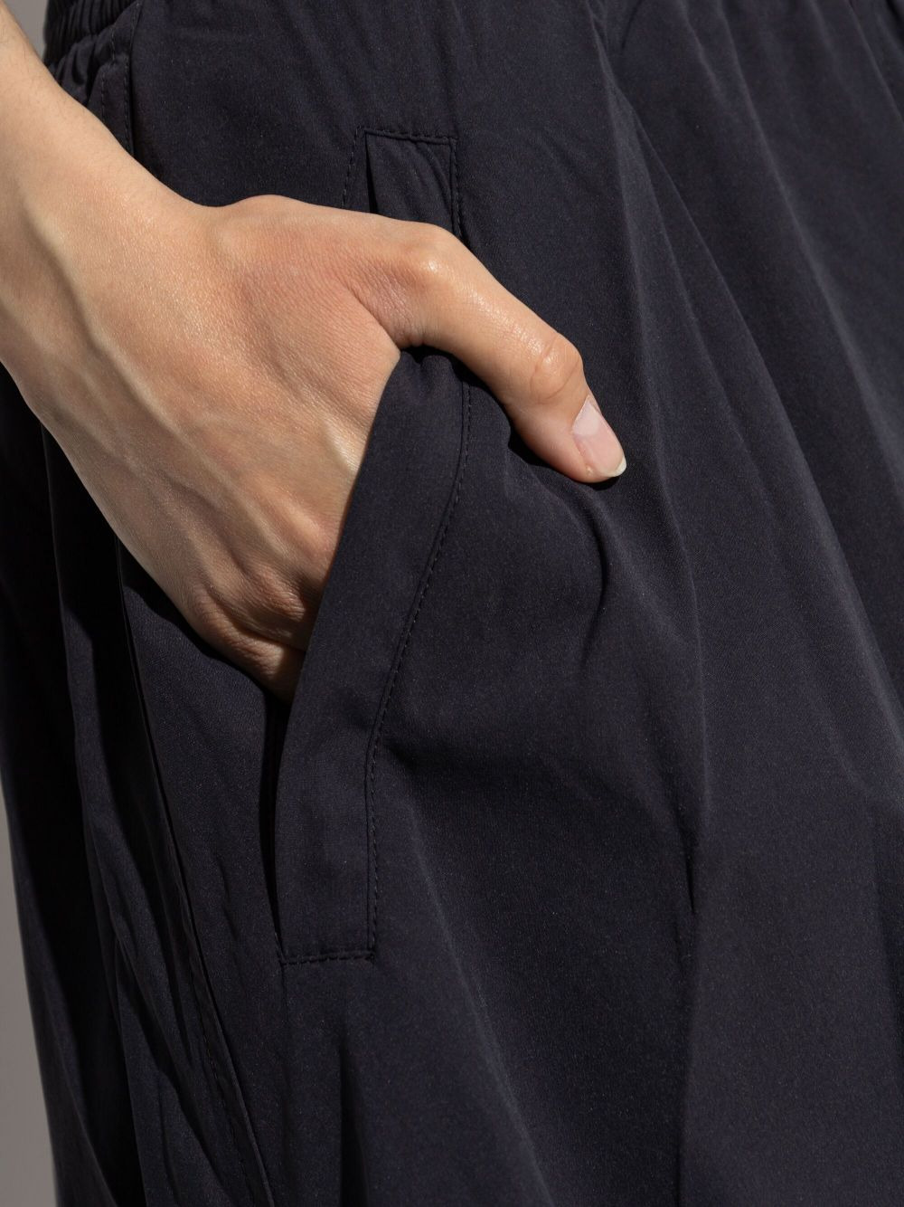 elasticated-waist pocket skirt - 5