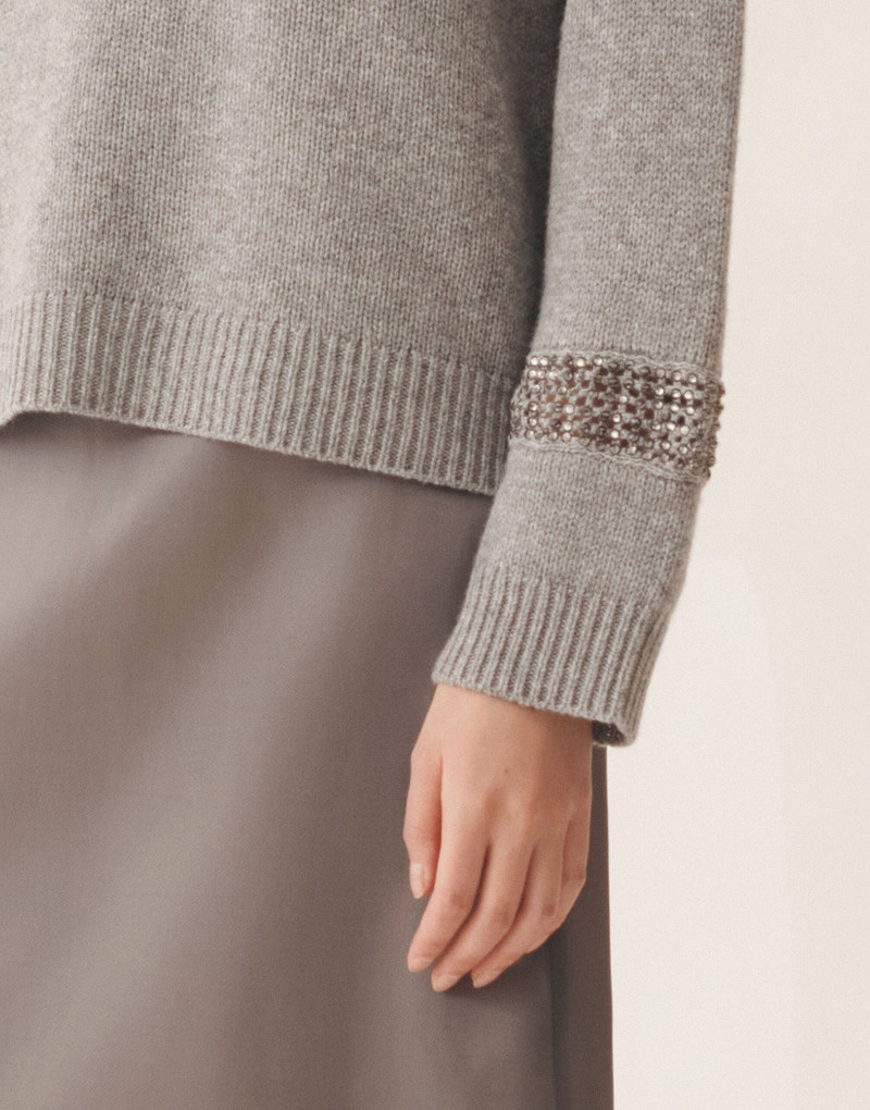 Sweater in Platinum 5