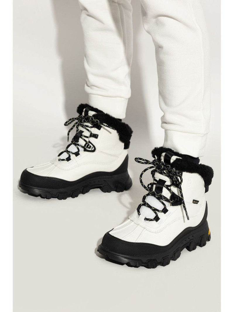 UGG Adirondack Meridian boots outlook